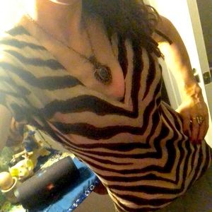 Michael Kors tiger stripe 76% silk T Shirt